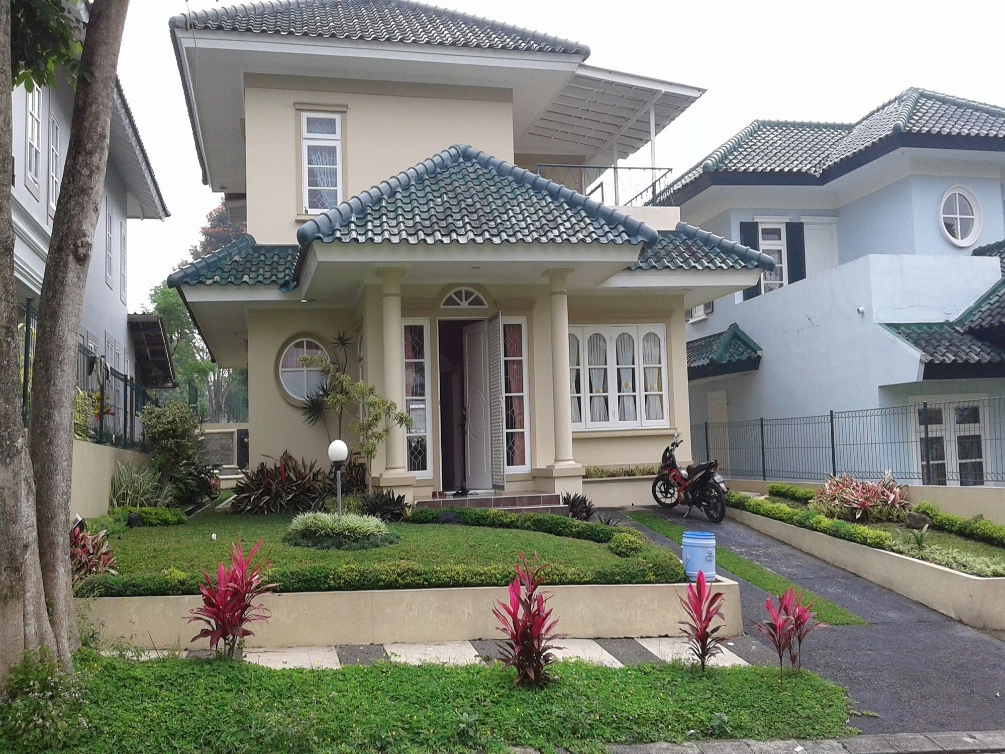 Villa Puncak Resort Cipanas  Luaran gambar